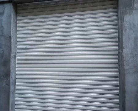 祁縣泰立鋼結(jié)構(gòu)有限公司——抗風卷簾門